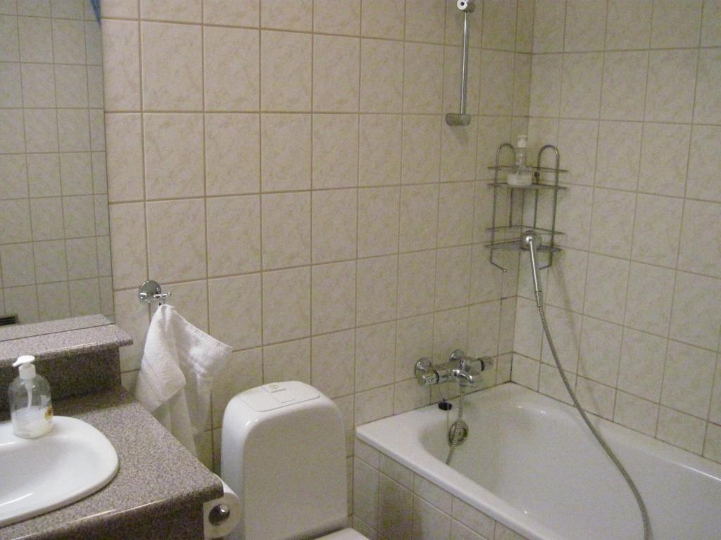 Hotel Capitano Neskaupstaður Exteriör bild