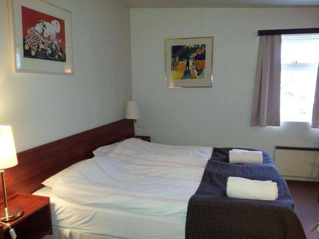 Hotel Capitano Neskaupstaður Exteriör bild